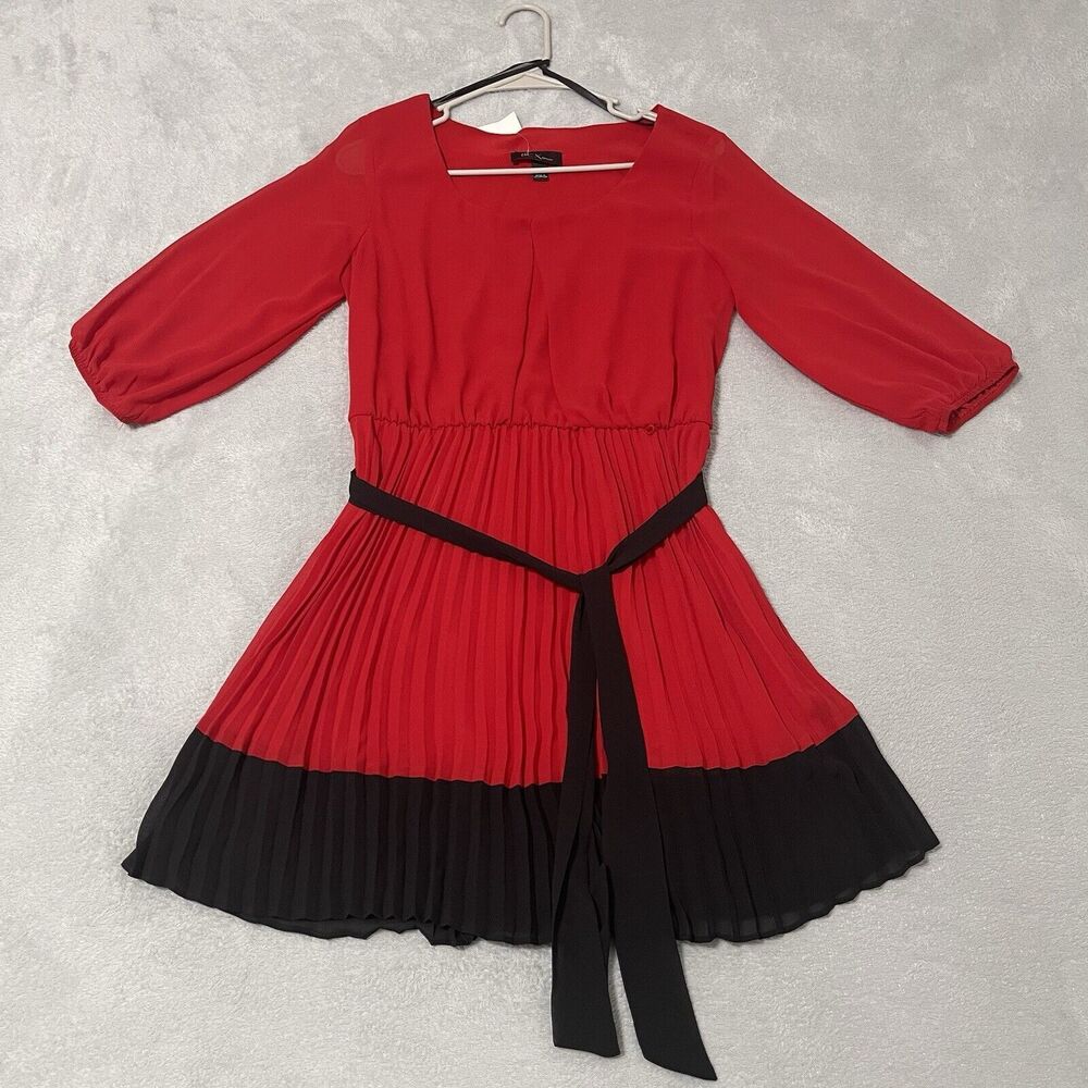 BCX Dress Womens Medium Red Black Faux-Wrap‎ Flowy Pelted Flare 3/4 Sleeve